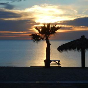 #38 Bungalow Seaside Hotel & Victors Rv Park